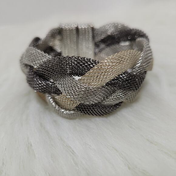 Womens Silver Gray Gunmetal Wide Mesh Bangle Wrap Magnetic Braided Bracelet - Picture 3 of 6